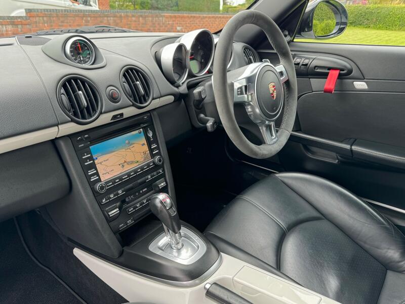 PORSCHE CAYMAN