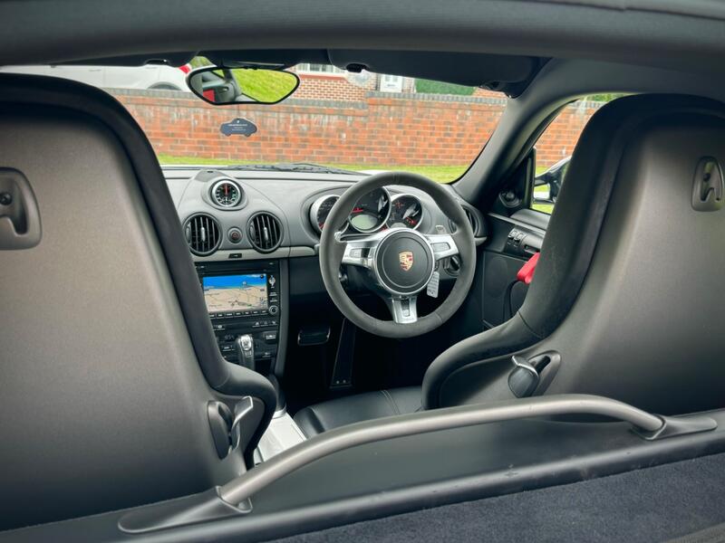 PORSCHE CAYMAN
