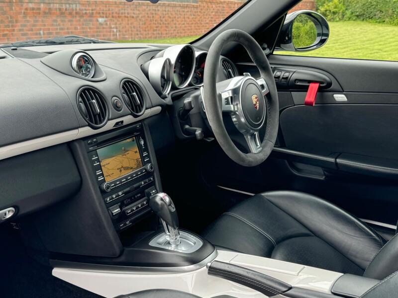PORSCHE CAYMAN