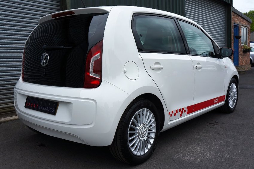 VOLKSWAGEN UP