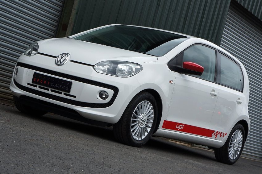 VOLKSWAGEN UP