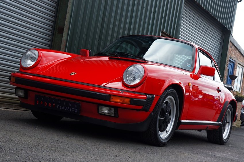 PORSCHE 911 CLASSIC