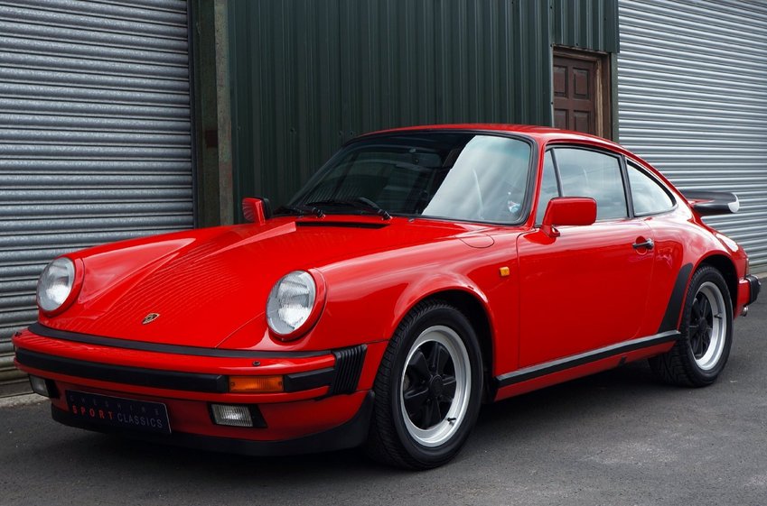 PORSCHE 911 CLASSIC