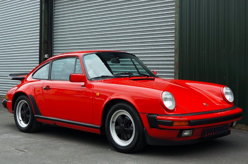 PORSCHE 911 CLASSIC