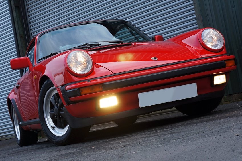 View PORSCHE 911 CLASSIC 3.2 Carrera Coupe