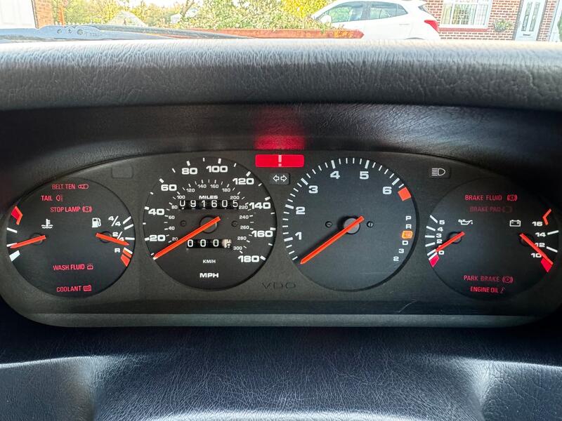 PORSCHE 928