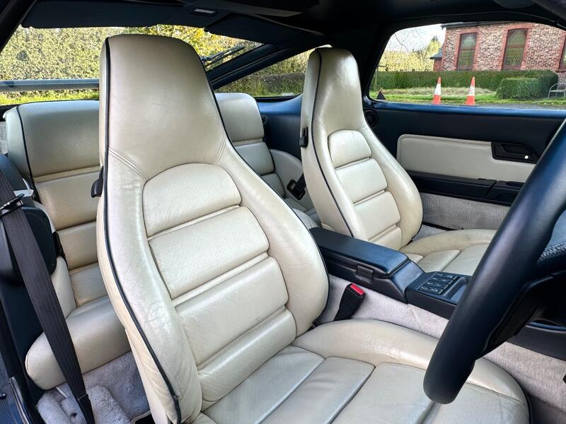 PORSCHE 928