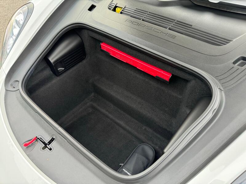 PORSCHE BOXSTER