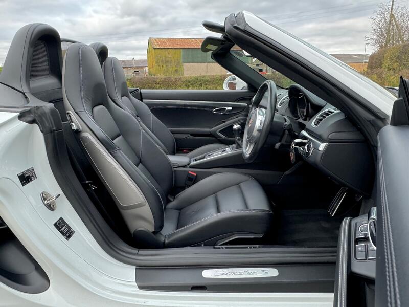 PORSCHE BOXSTER