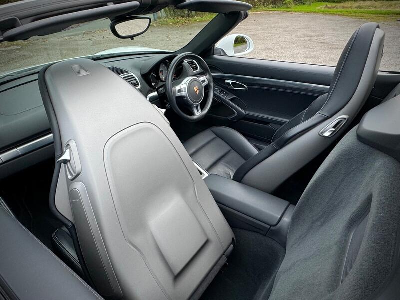PORSCHE BOXSTER