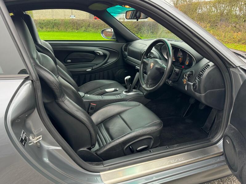PORSCHE 911 MK 996