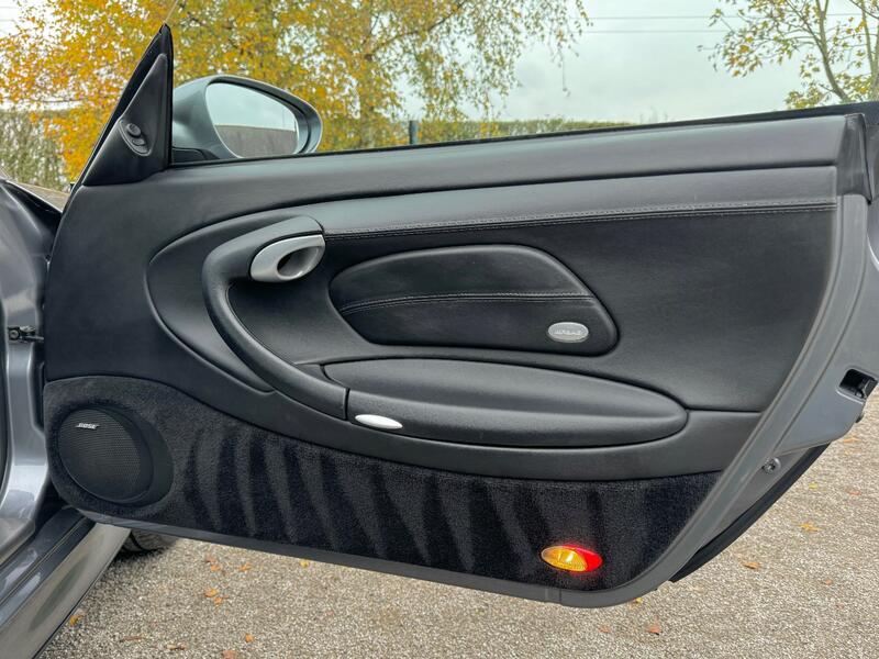 PORSCHE 911 MK 996