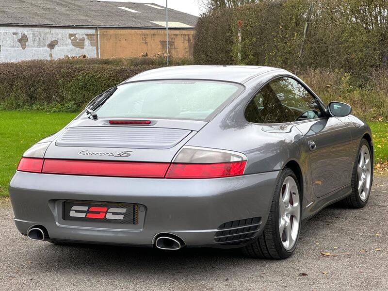 PORSCHE 911 MK 996