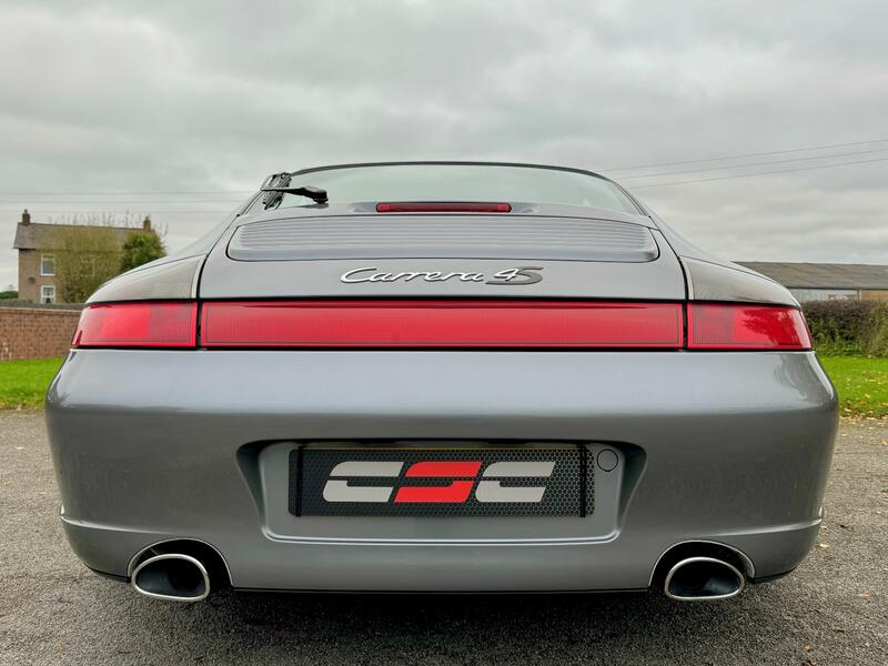 PORSCHE 911 MK 996