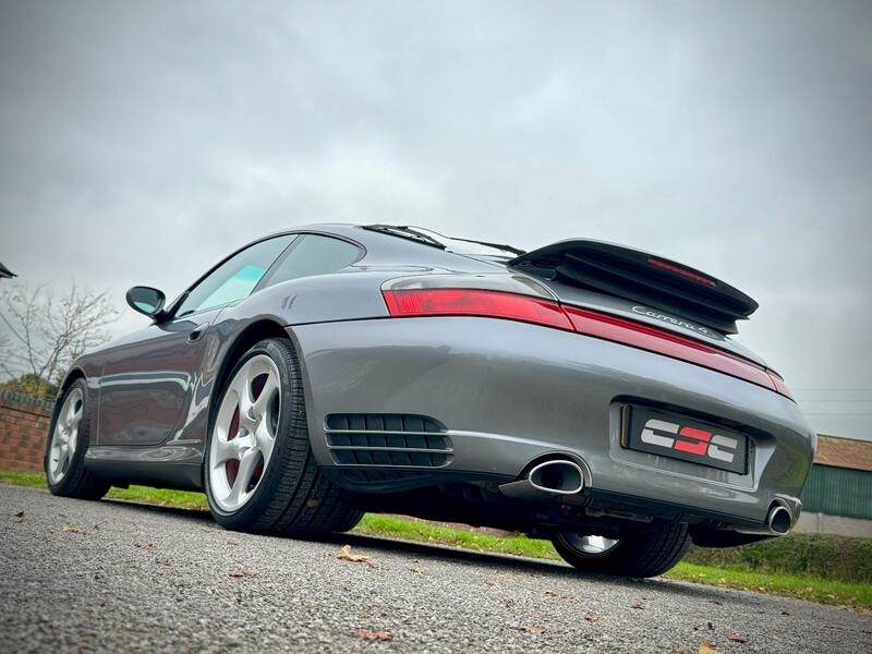 PORSCHE 911 MK 996