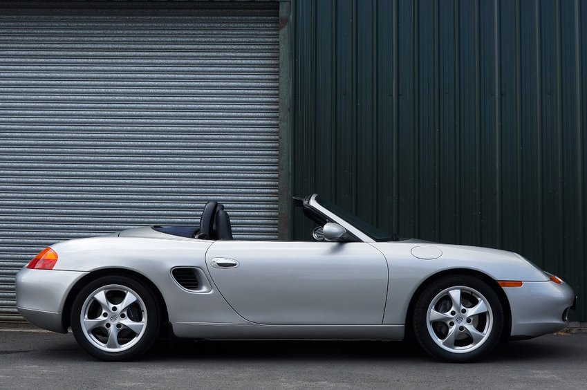 PORSCHE BOXSTER