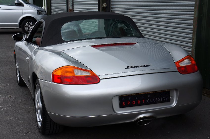 PORSCHE BOXSTER