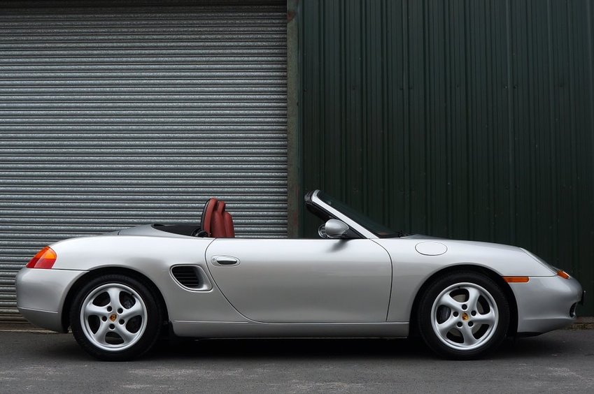 PORSCHE BOXSTER