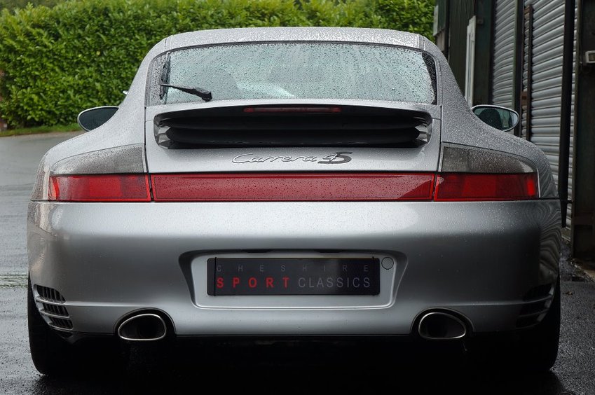 PORSCHE 911 MK 996