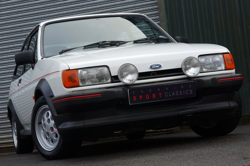 View FORD FIESTA XR2