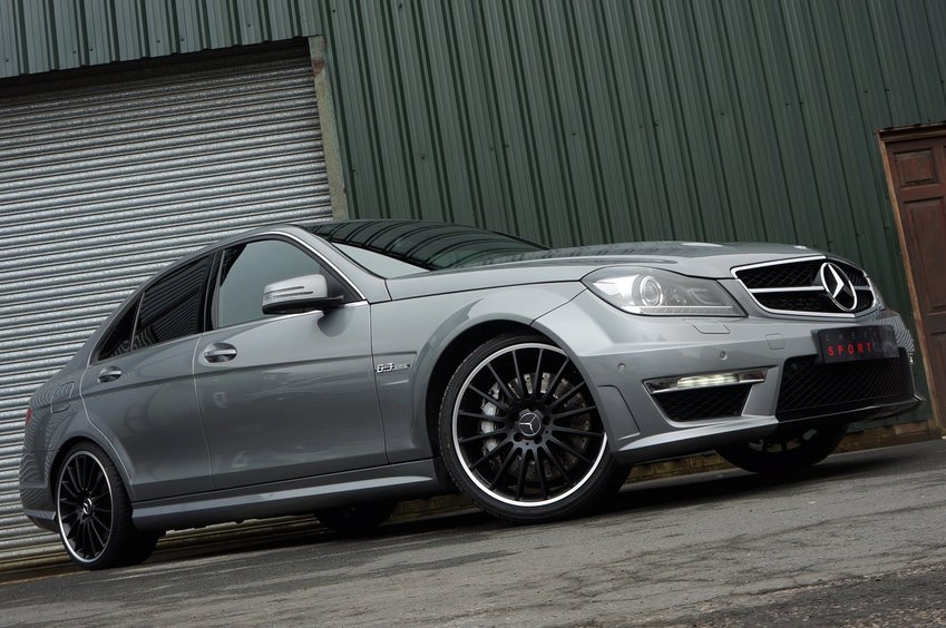 View MERCEDES-BENZ C CLASS C63 AMG