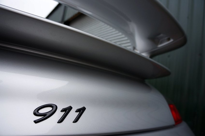 PORSCHE 911 MK 996