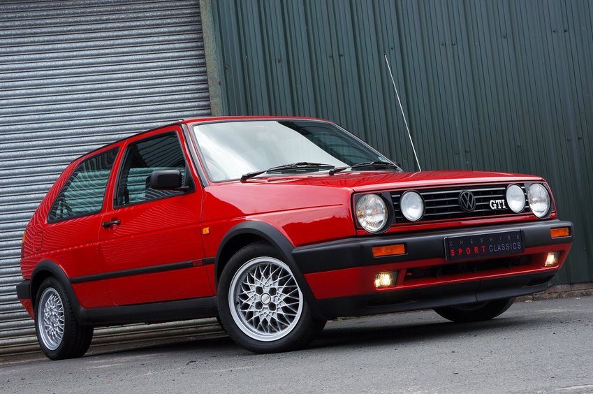 View VOLKSWAGEN GOLF GTI