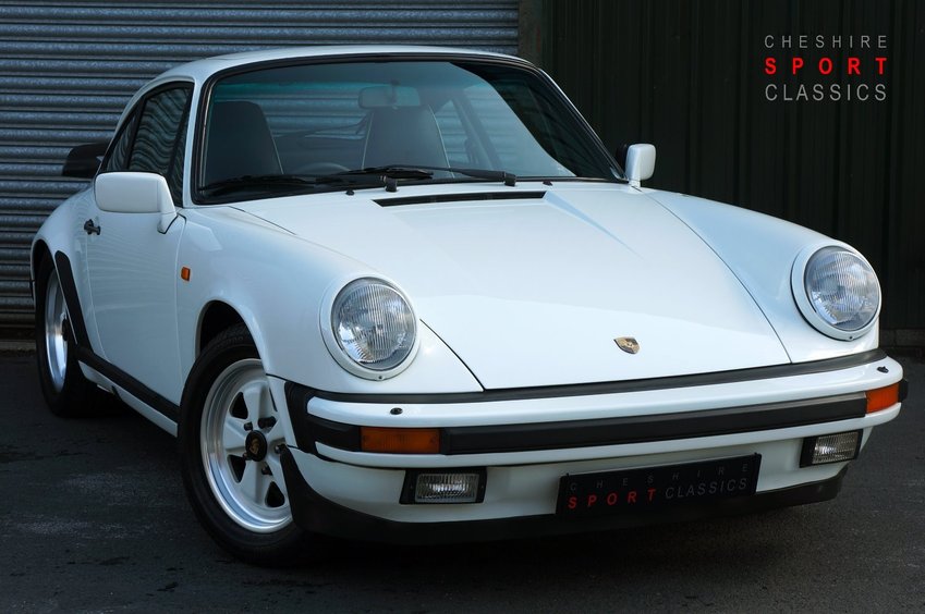 PORSCHE 911 CLASSIC