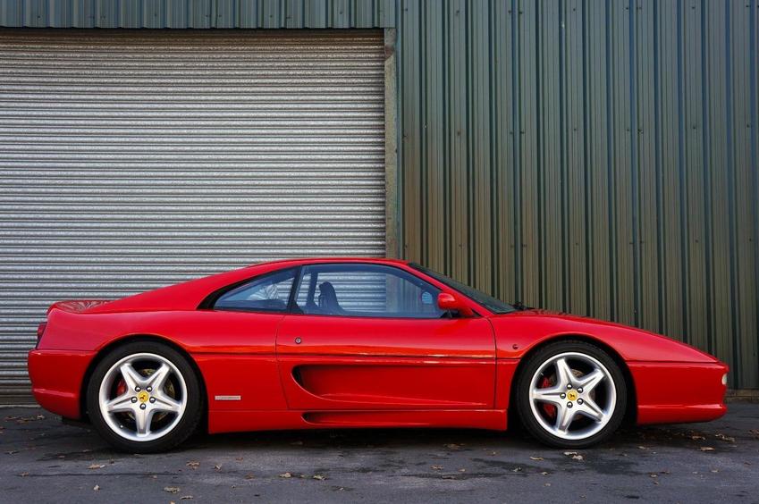 View FERRARI F355 F1 Berlinetta Fiorano