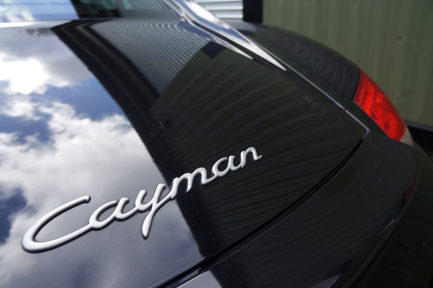 PORSCHE CAYMAN