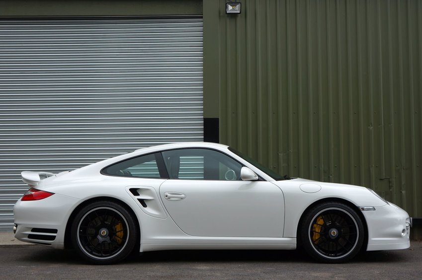 View PORSCHE 911 MK 997 turbo S Coupe - ES700