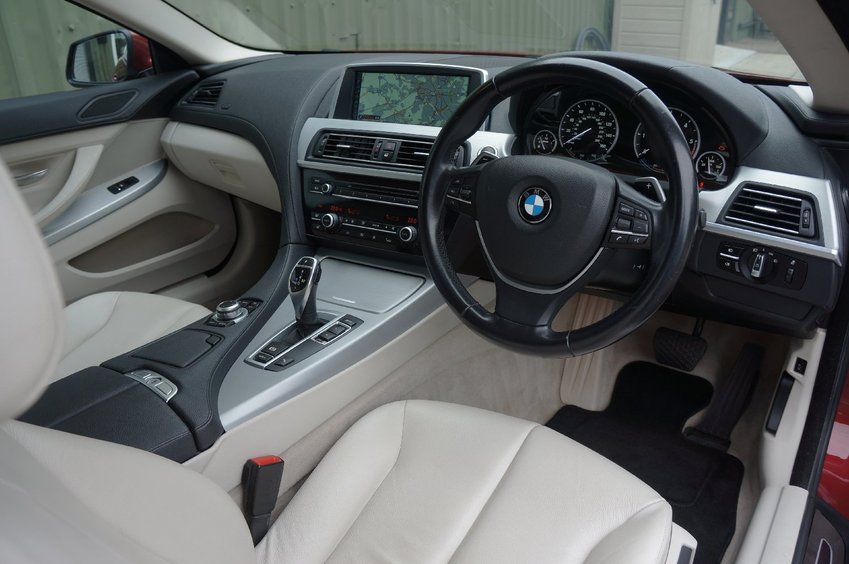 BMW 6 SERIES