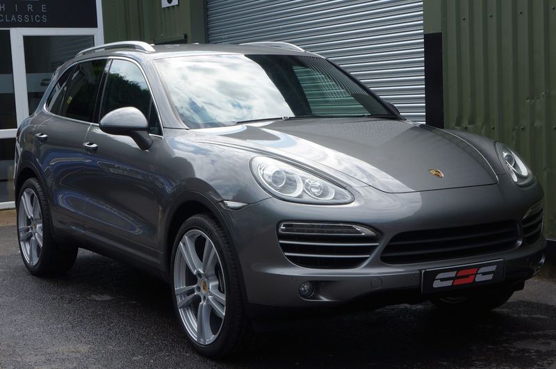 PORSCHE CAYENNE