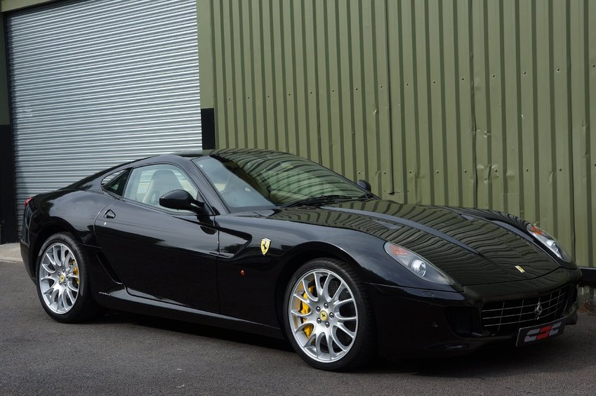 FERRARI 599