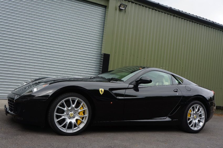 FERRARI 599