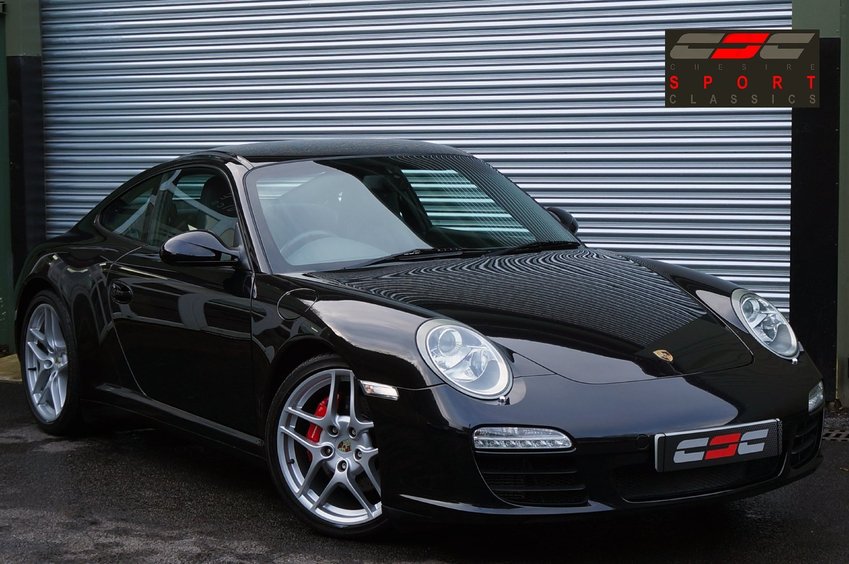 View PORSCHE 911  Carrera 4S