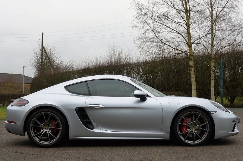 View PORSCHE CAYMAN 718 S PDK