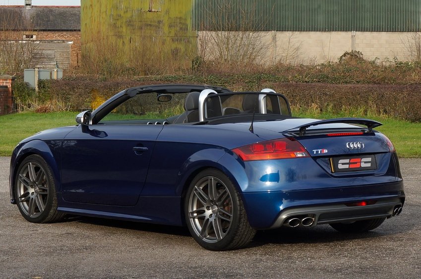 AUDI TTS