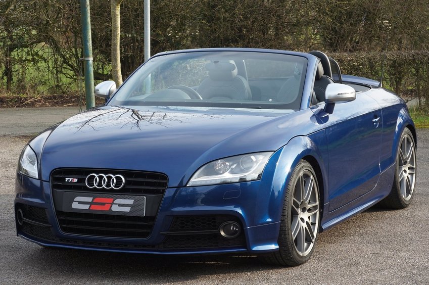 AUDI TTS