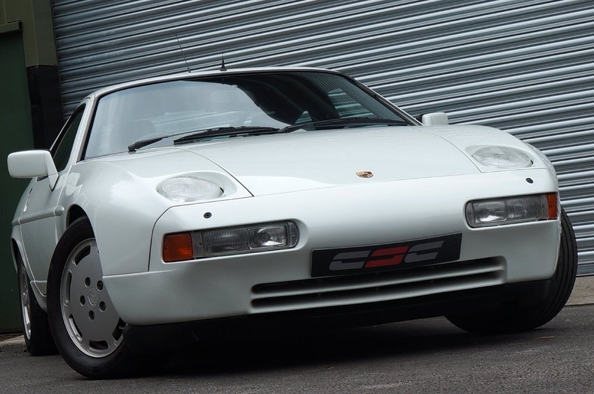 View PORSCHE 928 S4