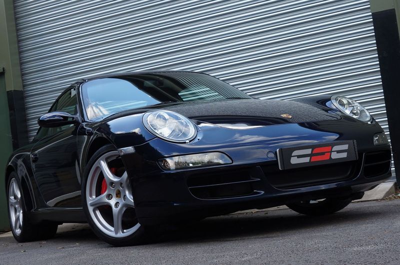 View PORSCHE 911 CARRERA 2S