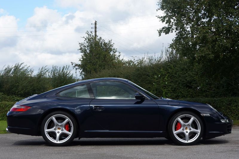 View PORSCHE 911 CARRERA 2S