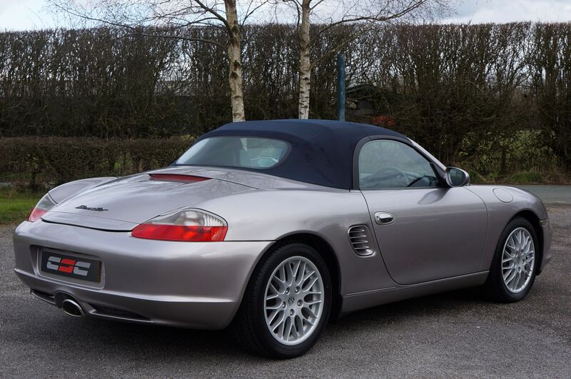 PORSCHE BOXSTER