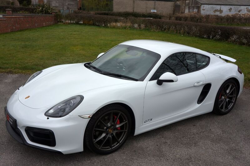 PORSCHE CAYMAN