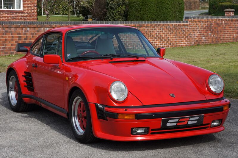 PORSCHE 911 CLASSIC