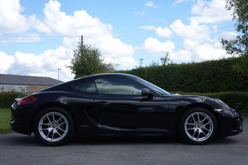 View PORSCHE CAYMAN 2.7