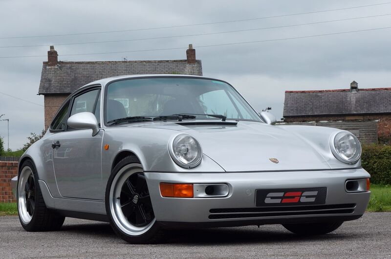 PORSCHE 911 CLASSIC