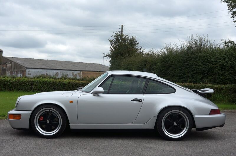 PORSCHE 911 CLASSIC