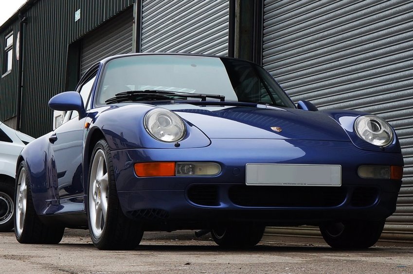 View PORSCHE 911 CLASSIC 993 Carrera 2 S - 9m Restored