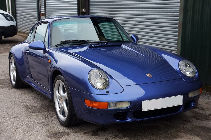 View PORSCHE 911 CLASSIC 993 Carrera 2 S - 9m Restored